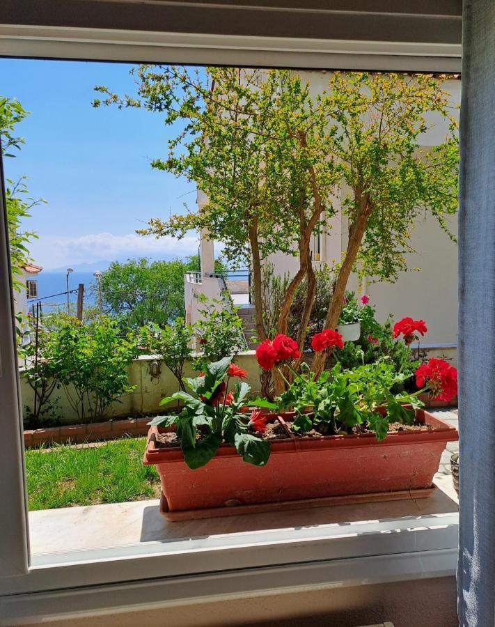 Secret Garden Apartment Kavála Exterior photo