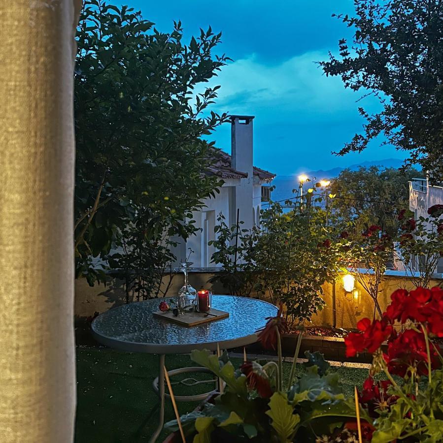 Secret Garden Apartment Kavála Exterior photo